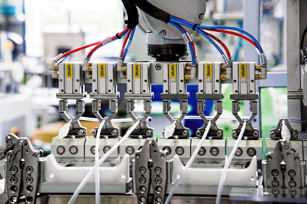 Vai trò cung cấp dây cáp điện BMT