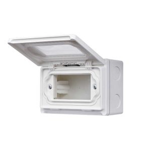 Hộp có nắp che mưa lắp nổi 3 thiết bị Panasonic WEG8973SW-VN